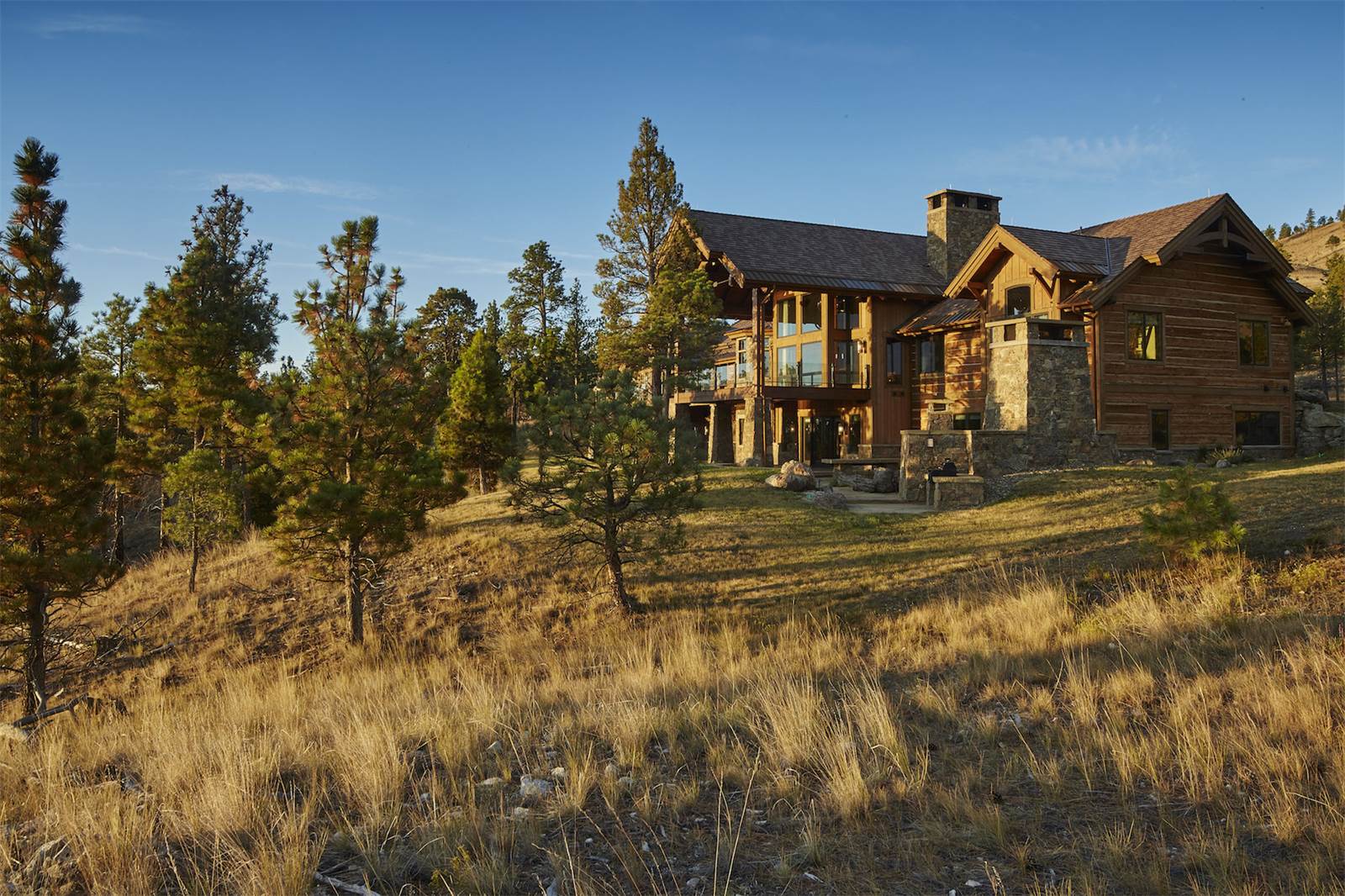 exterior back right.jpg