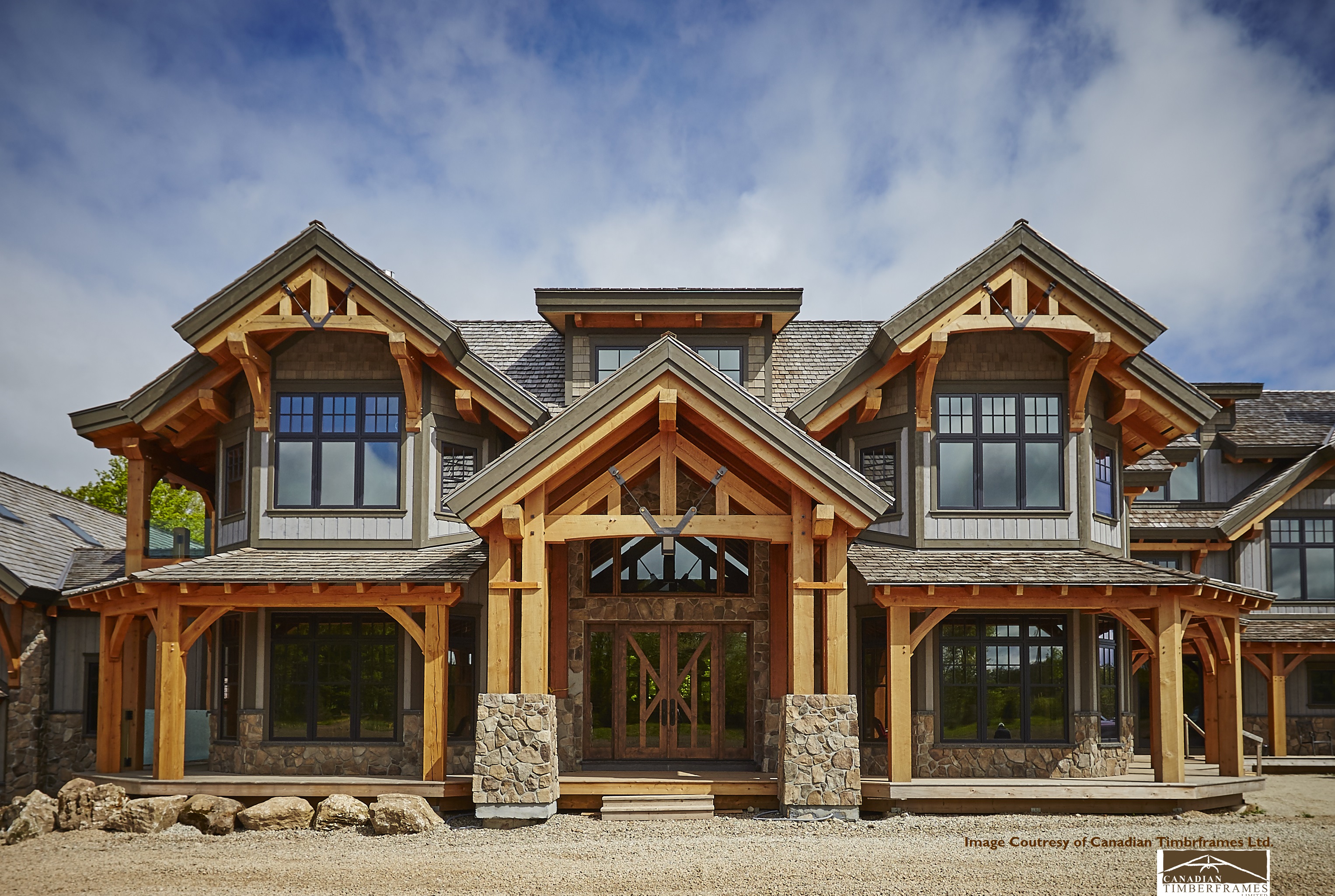 Enterance Ontario Home.jpg